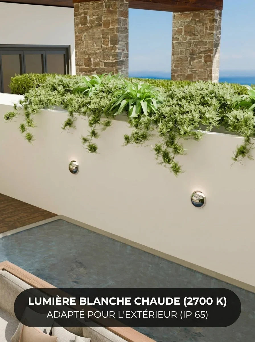 Applique murale Pela vue détail disque chrome IP65 - Lumalia