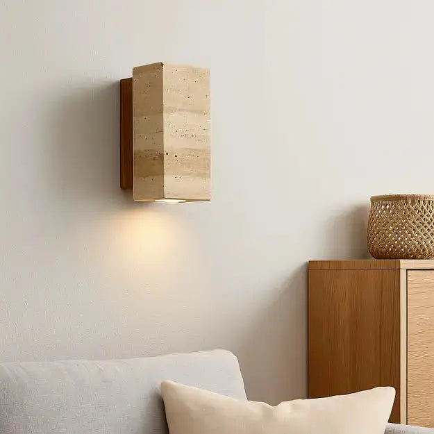 Rencontrez les Applique Murale Contemporaine en Travertin et Bois | Elin