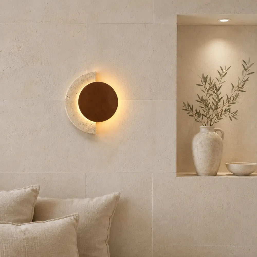 Applique Murale Design en Travertin et Bois avec LED Intégrée | Halla