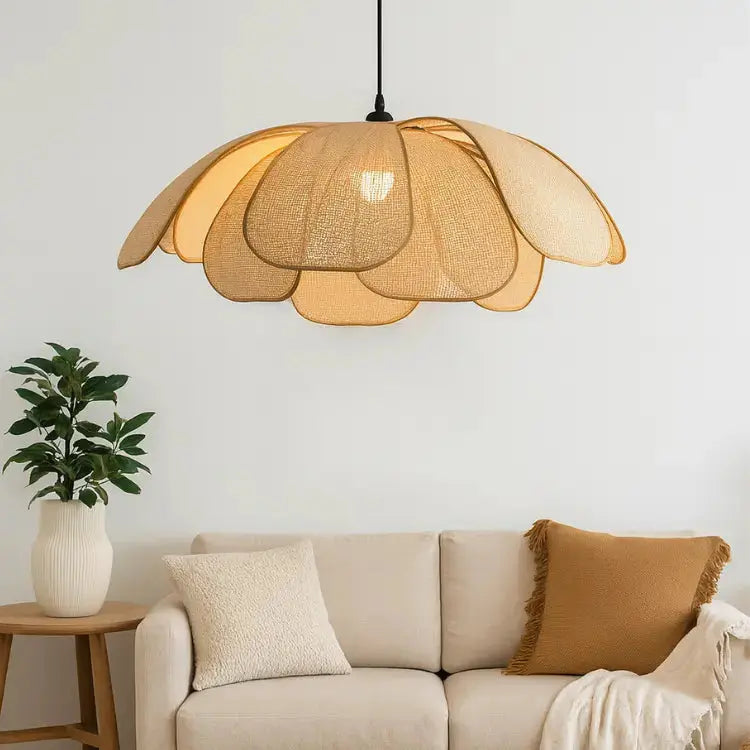 Suspension en rotin naturel design pétales - Ø 50 cm | Kaela