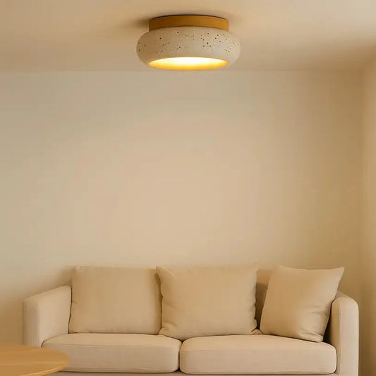 Plafonnier contemporain en travertin et bois | Norden