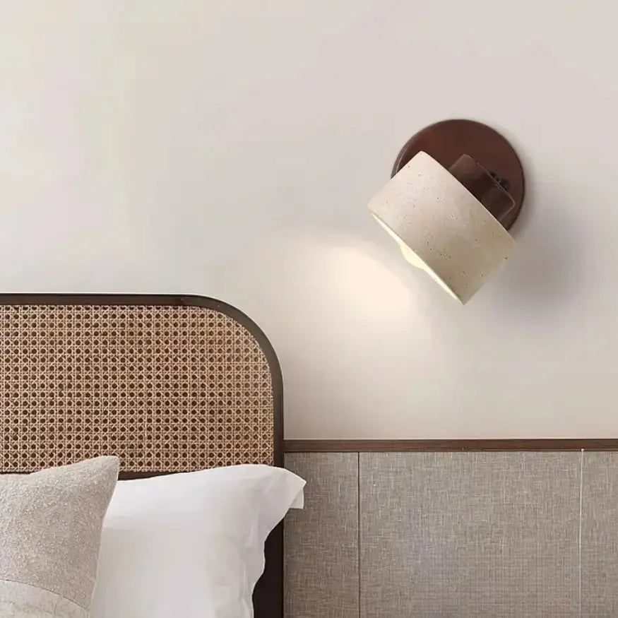 Applique murale scandinave en travertin et bois | Kiven