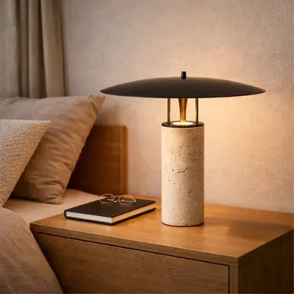 Lampe à poser en pierre de travertin | Noma